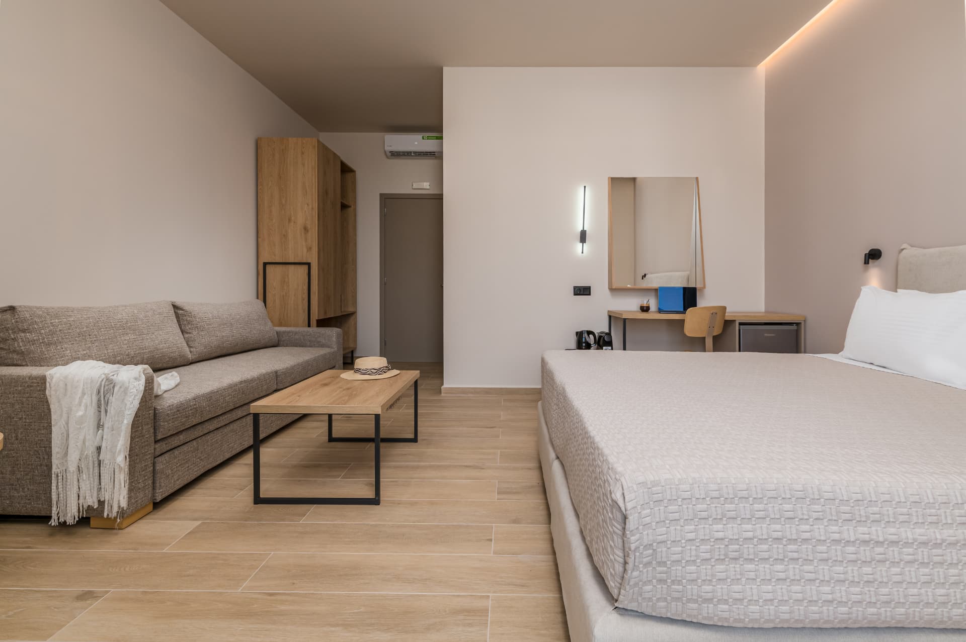 Anese Deluxe Room